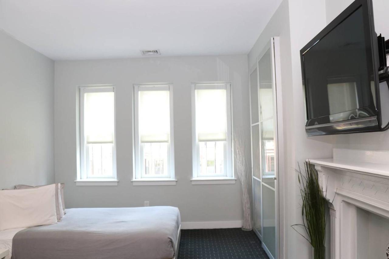 Stylish Studio On Newbury St, This Is Boston! #12 Exterior photo
